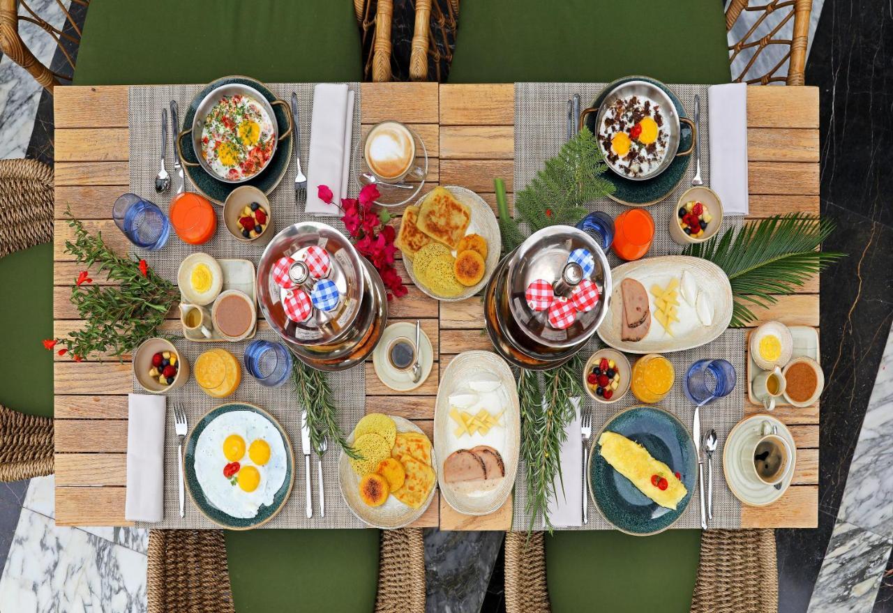 Hotel Jadali & Spa 马拉喀什 外观 照片 A typical breakfast table