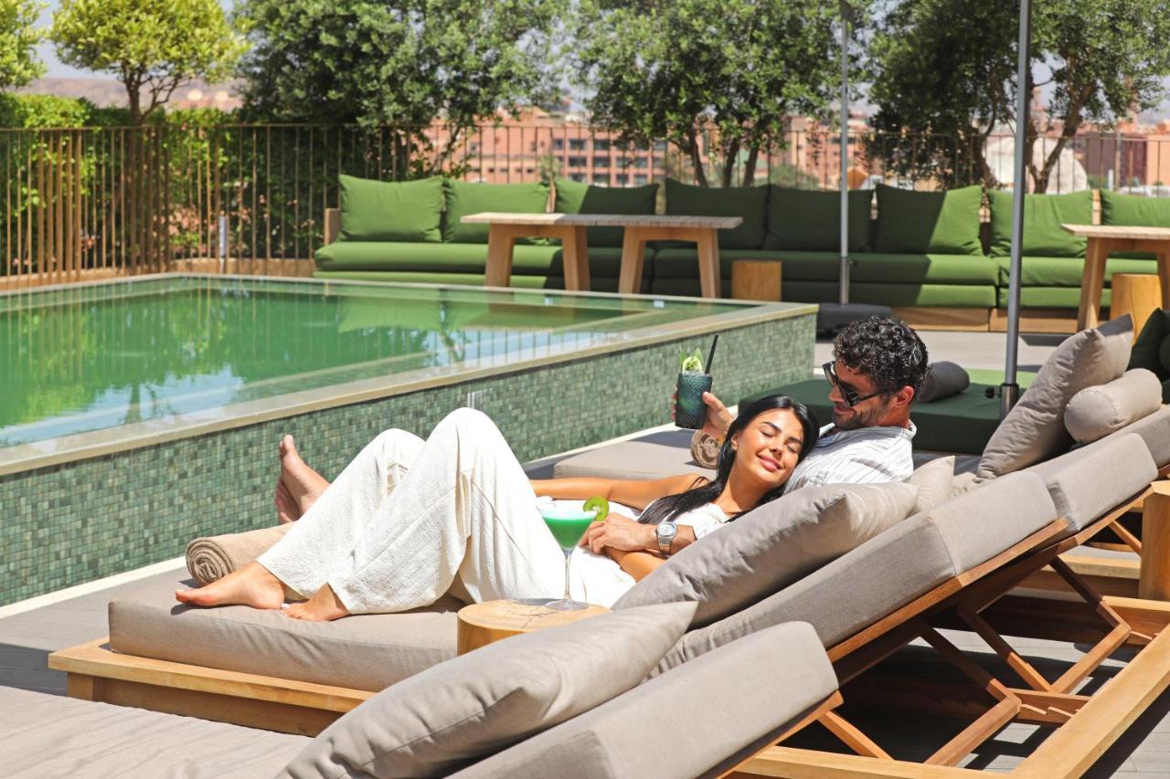 Hotel Jadali & Spa 马拉喀什 外观 照片 The swimming pool at the hotel